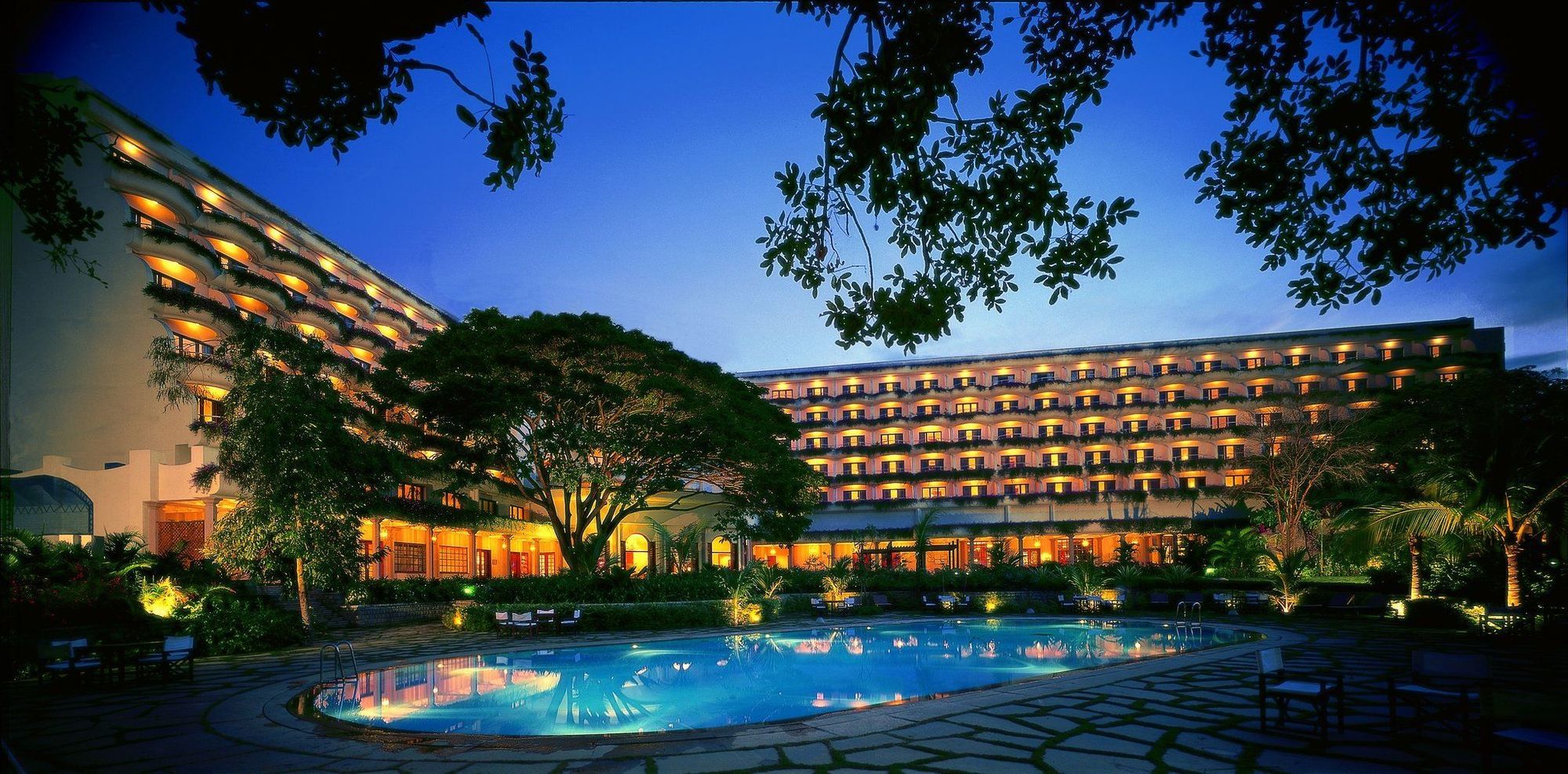 더 오베로이 벵갈루루 외부 사진 The Imperial Hotel